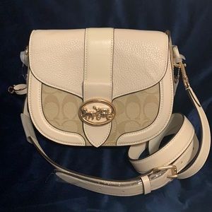 💯%Authentic COACH Georgie saddle bag